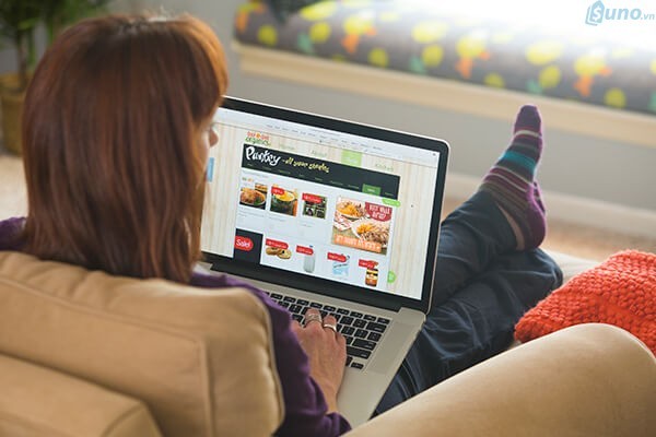 kinh doanh ăn vặt online là mô hình được nhiều người lựa chọn