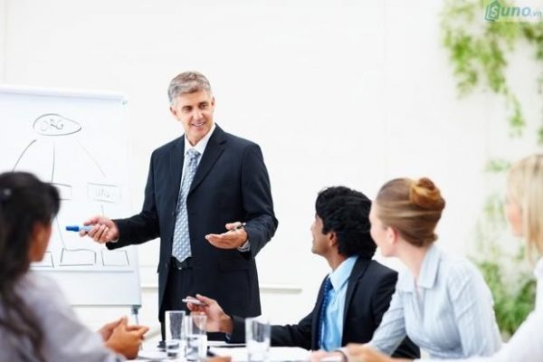 Kỹ năng thuyết trình- kỹ năng giao tiếp quan trọng trong kinh doanh