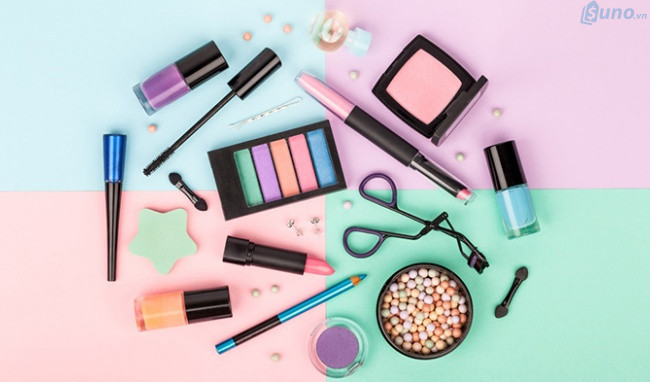 Cosmetics, online business items bring great profits because this is "addictive" for women